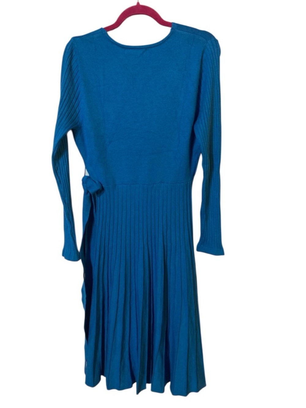 ZESICA Blue Wrap VNeckline Ribbed Knit Pleated Pullover Sweater Dress Medium NWT - Picture 3 of 6